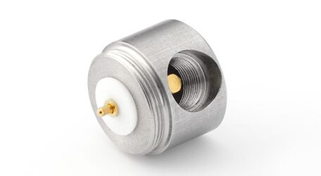 RA0001 – Rechtwinkliger (90º) Adapter für 1/2”-Mikrofon und 1/4”-Vorverstärker
